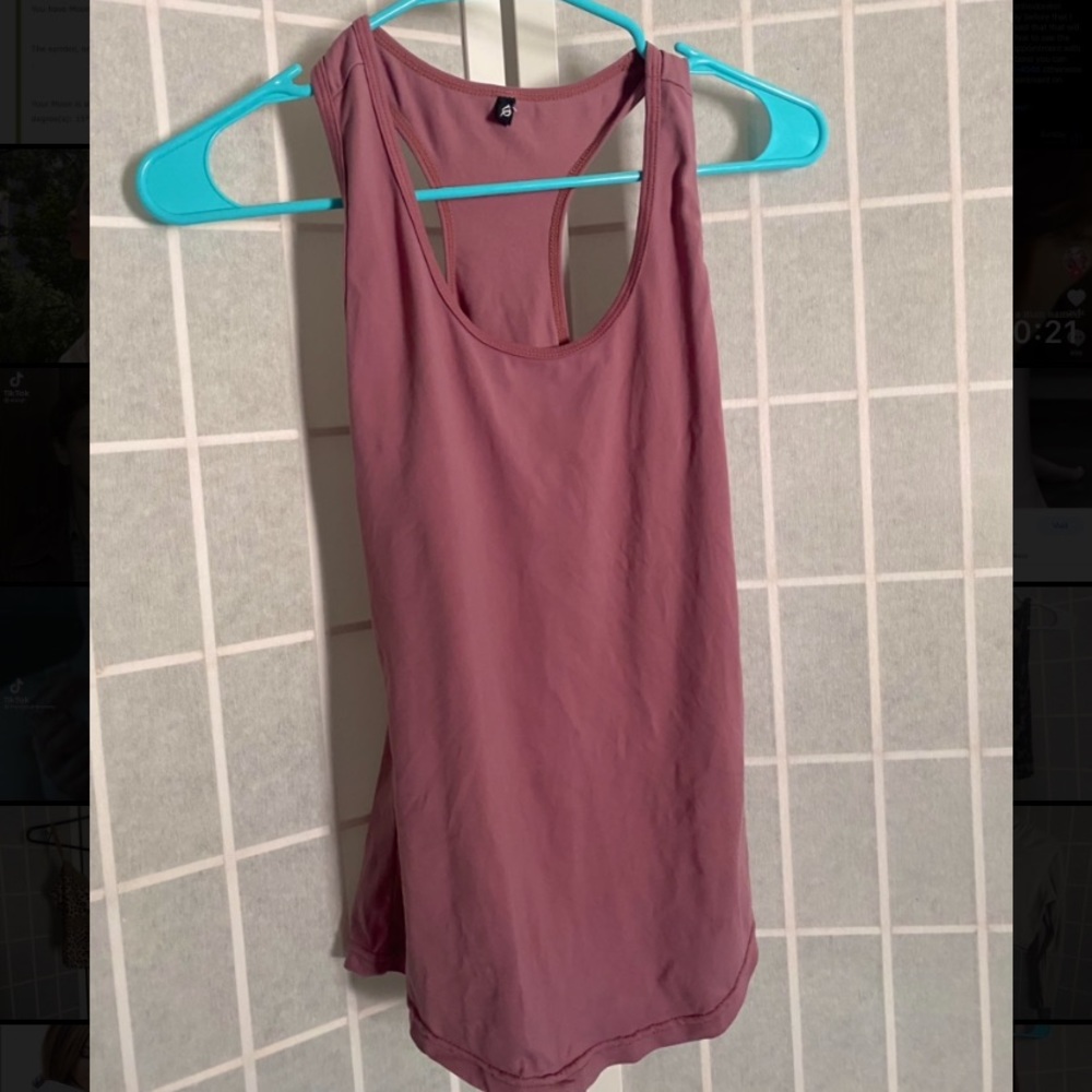 P’tula Active Mauve Fitted Tank Top